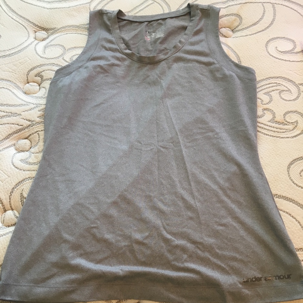 Grey tank top